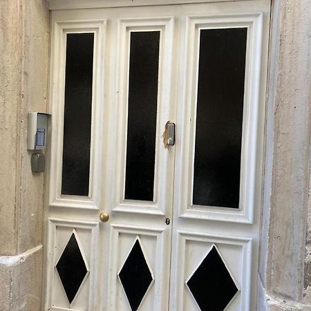Five Stars C5 Aparthotel Marseille Bagian luar foto