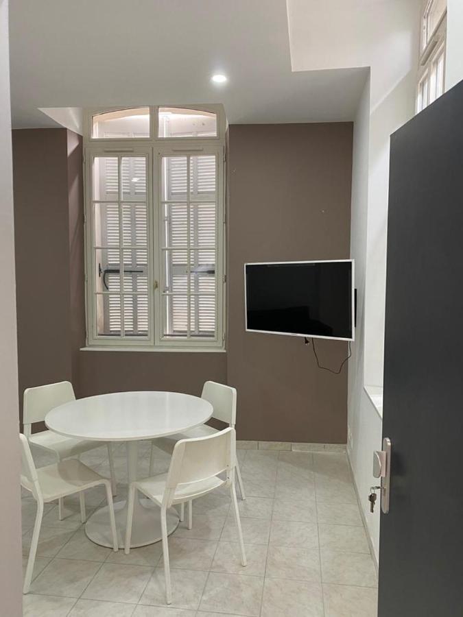 Five Stars C5 Aparthotel Marseille Bagian luar foto